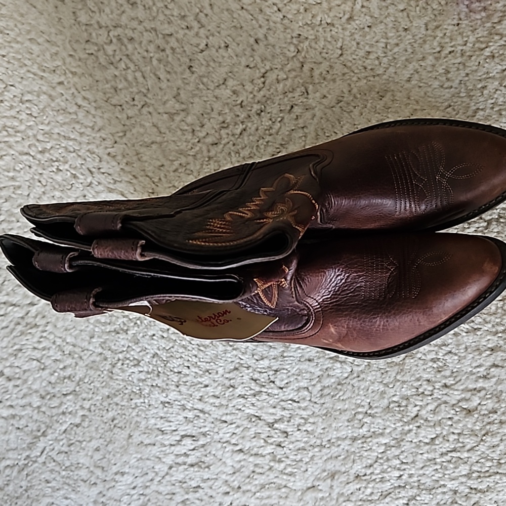 NWT western boots